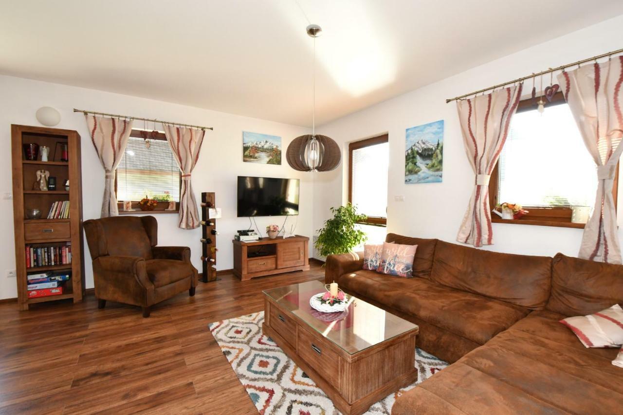 Villa Zoja High Tatras สตารา เลชนา ภายนอก รูปภาพ