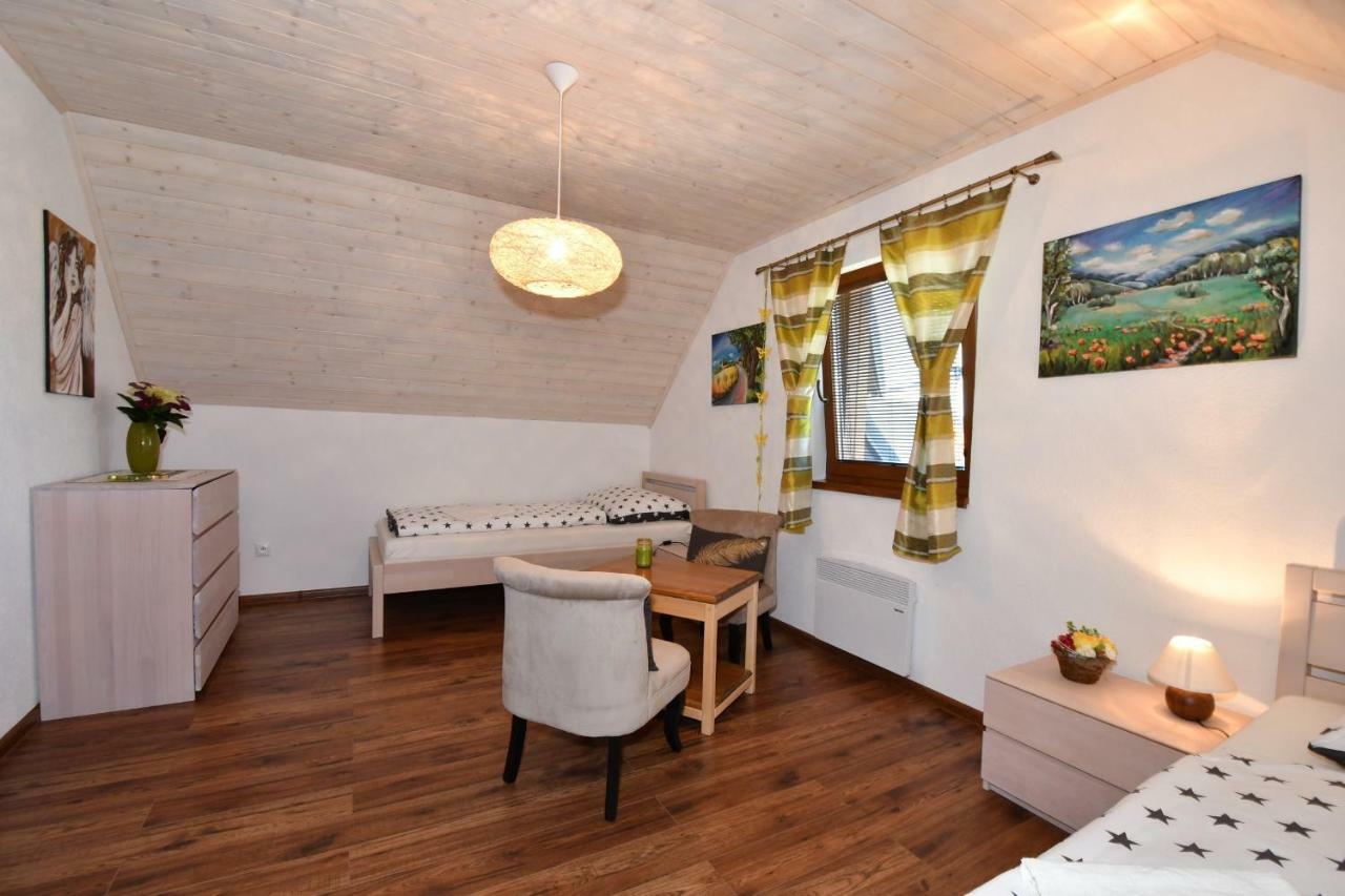 Villa Zoja High Tatras สตารา เลชนา ภายนอก รูปภาพ