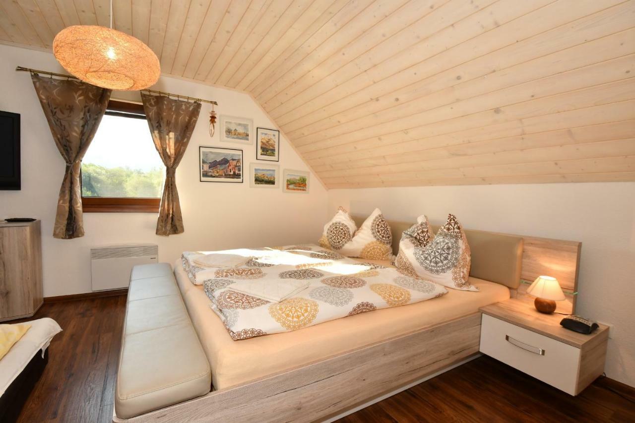 Villa Zoja High Tatras สตารา เลชนา ภายนอก รูปภาพ